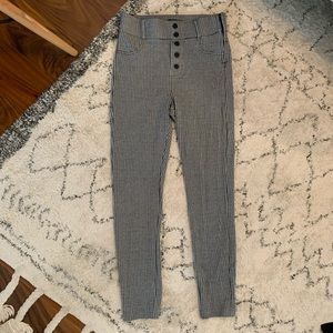 Zara Trafaluc High Waist Leggings with Buttons